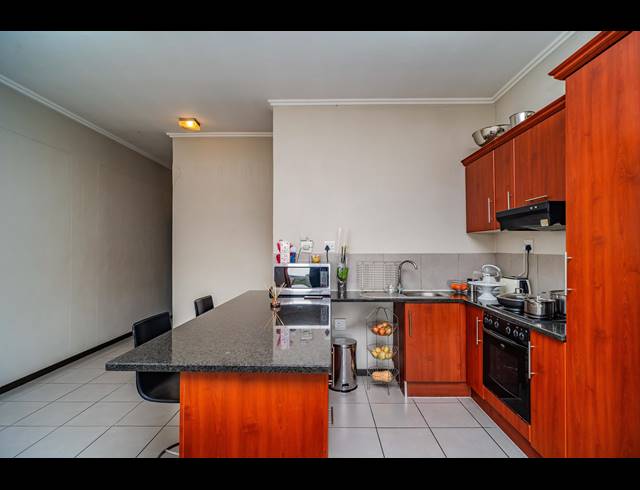 3 BEDROOM APARTMENT FOR SALE IN WESTVILLE